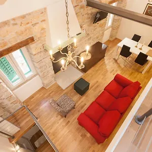 Amare Apartment
